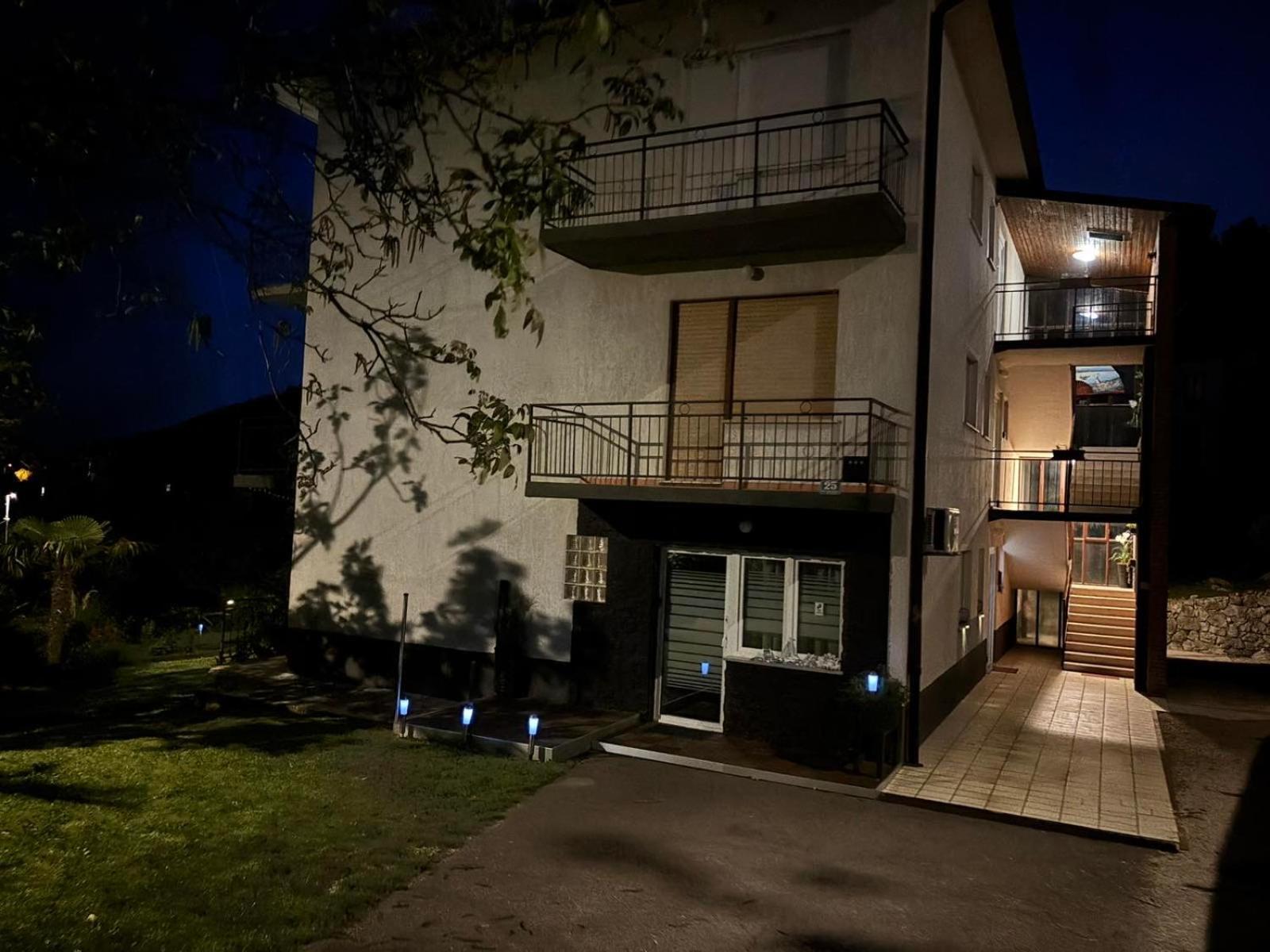 Apartments Penko 로브란 외부 사진